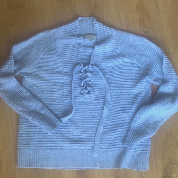Lucky Brand beautiful blue sweater size M - Picture 1 of 7